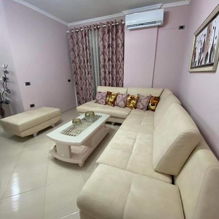 Orfeas Central Apartment Фиер Екстериор снимка