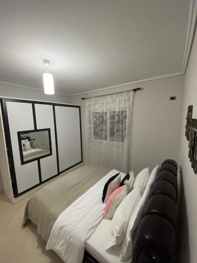 Orfeas Central Apartment Фиер Екстериор снимка