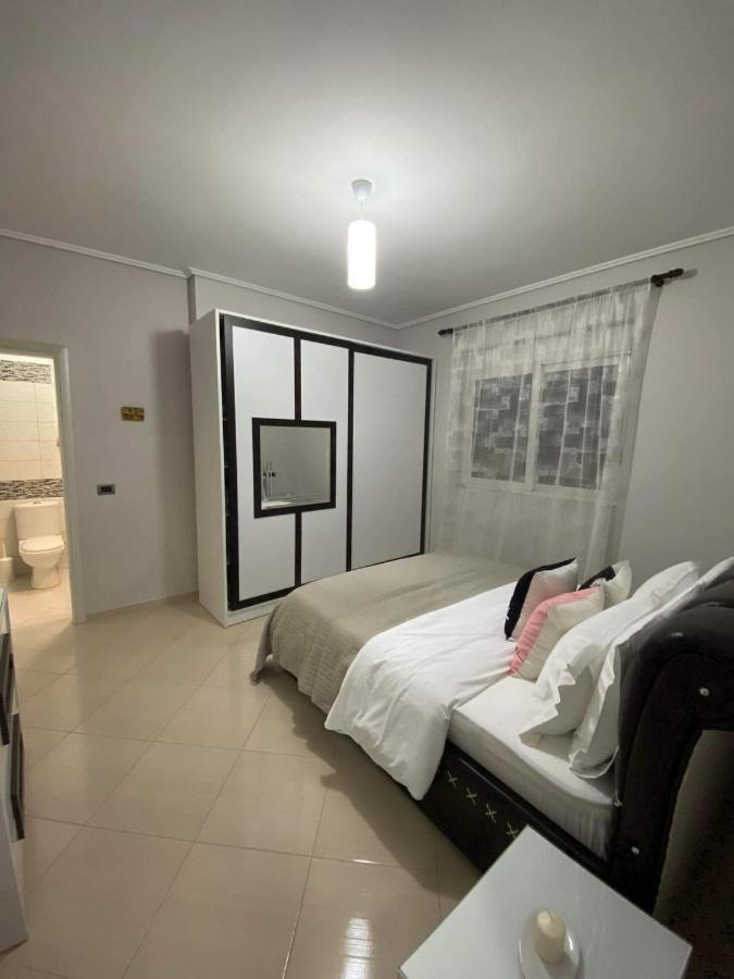 Orfeas Central Apartment Фиер Екстериор снимка