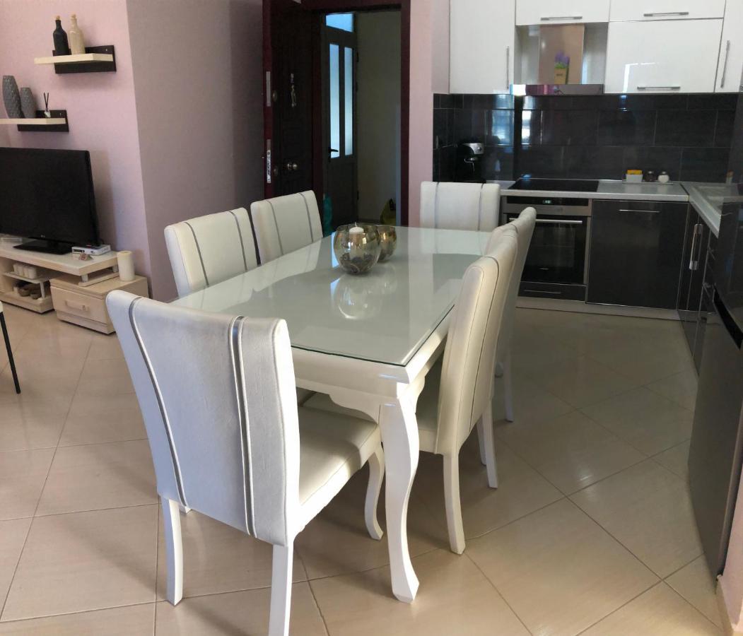 Orfeas Central Apartment Фиер Екстериор снимка